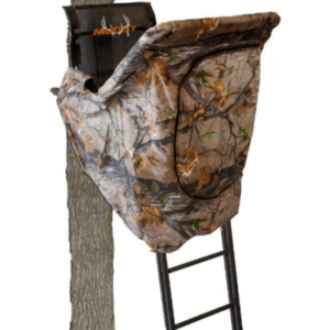 Muddy Skybox Deluxe Ladder Stand 20ft with blind kit in camo print